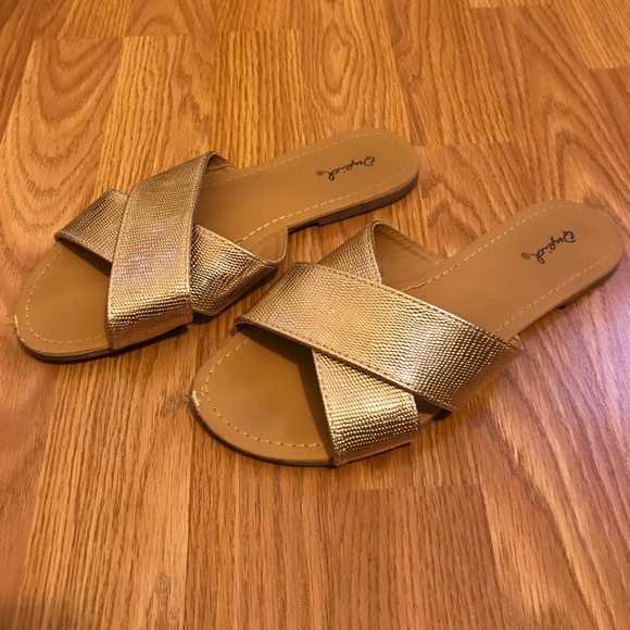 Gold slides - Picture 2 of 2